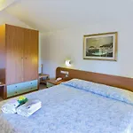 Hotel Darsena 3*